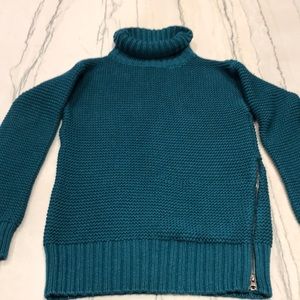 Lululemon sweater size 2